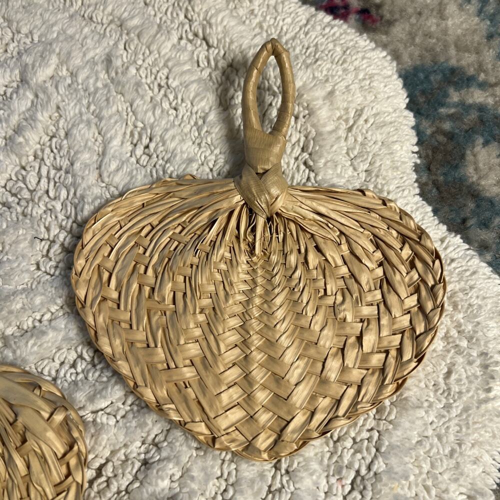 • - Picture 4 of 11